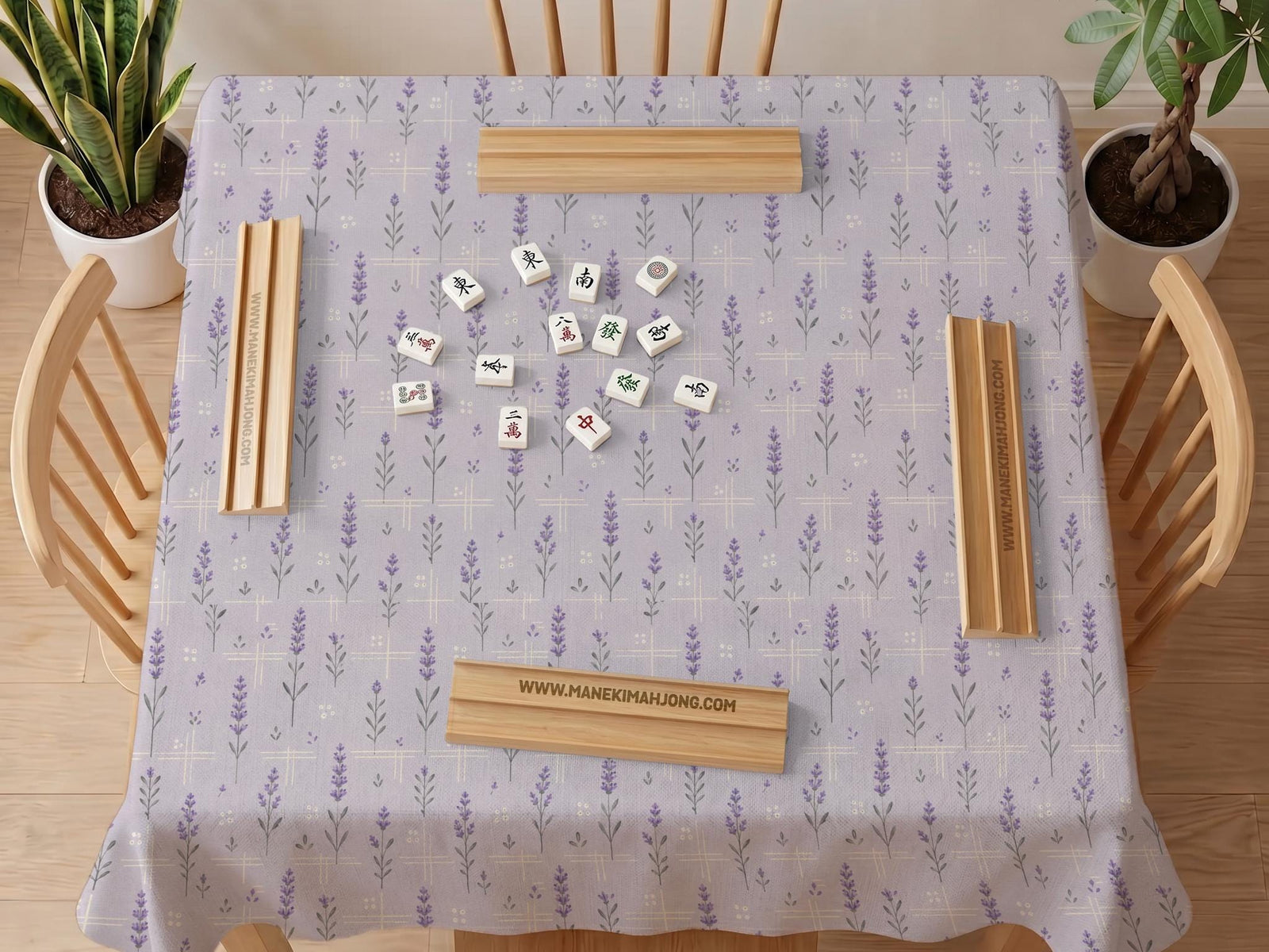 Lavender mahjong mat with a pale purple background, small botanical sprigs, and fine grid lines.
