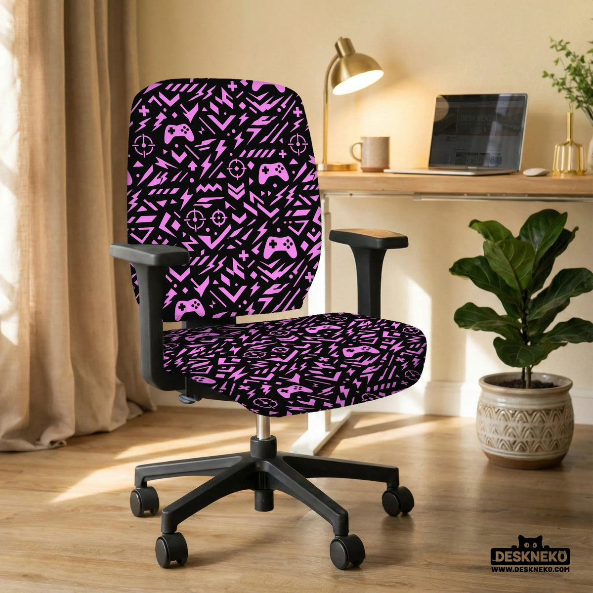 Black & Pink Chair Cover - Deskneko