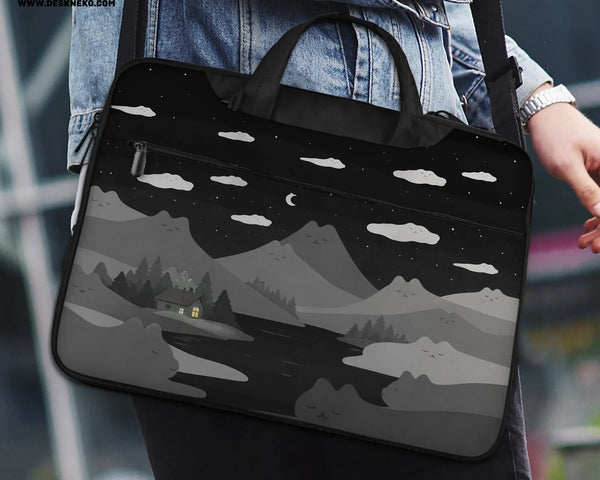 Black Cat Mountains Laptop Sleeve & Bag - Deskneko