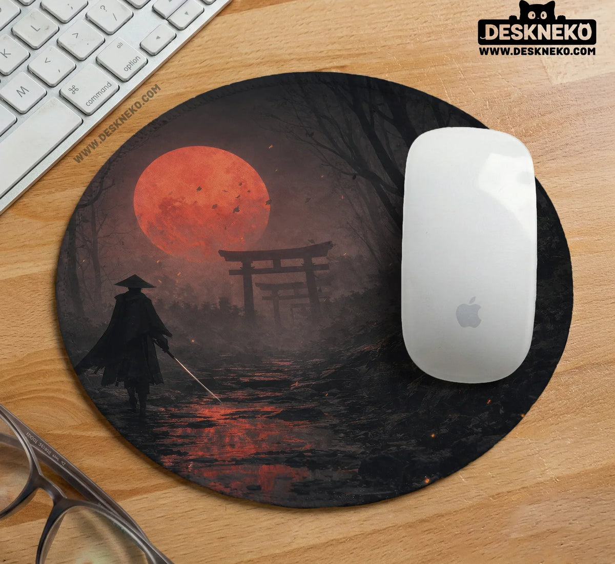Samurai Red Moon Ergonomic Mousepad & Keyboard Wrist Rest - Deskneko