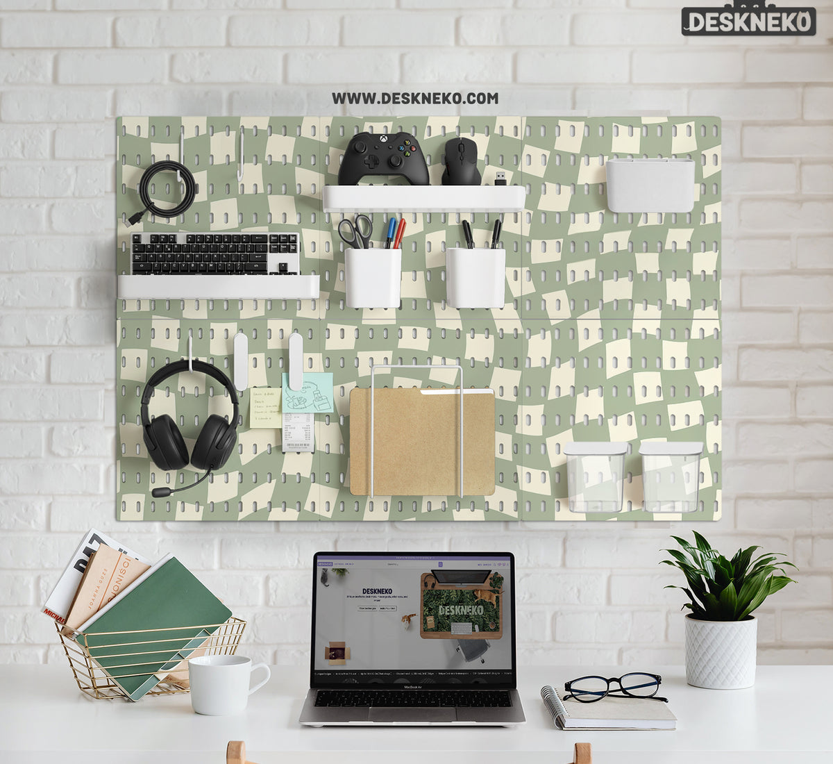 Green Checker Pegboard - Pegboard - Deskneko - Pegboards