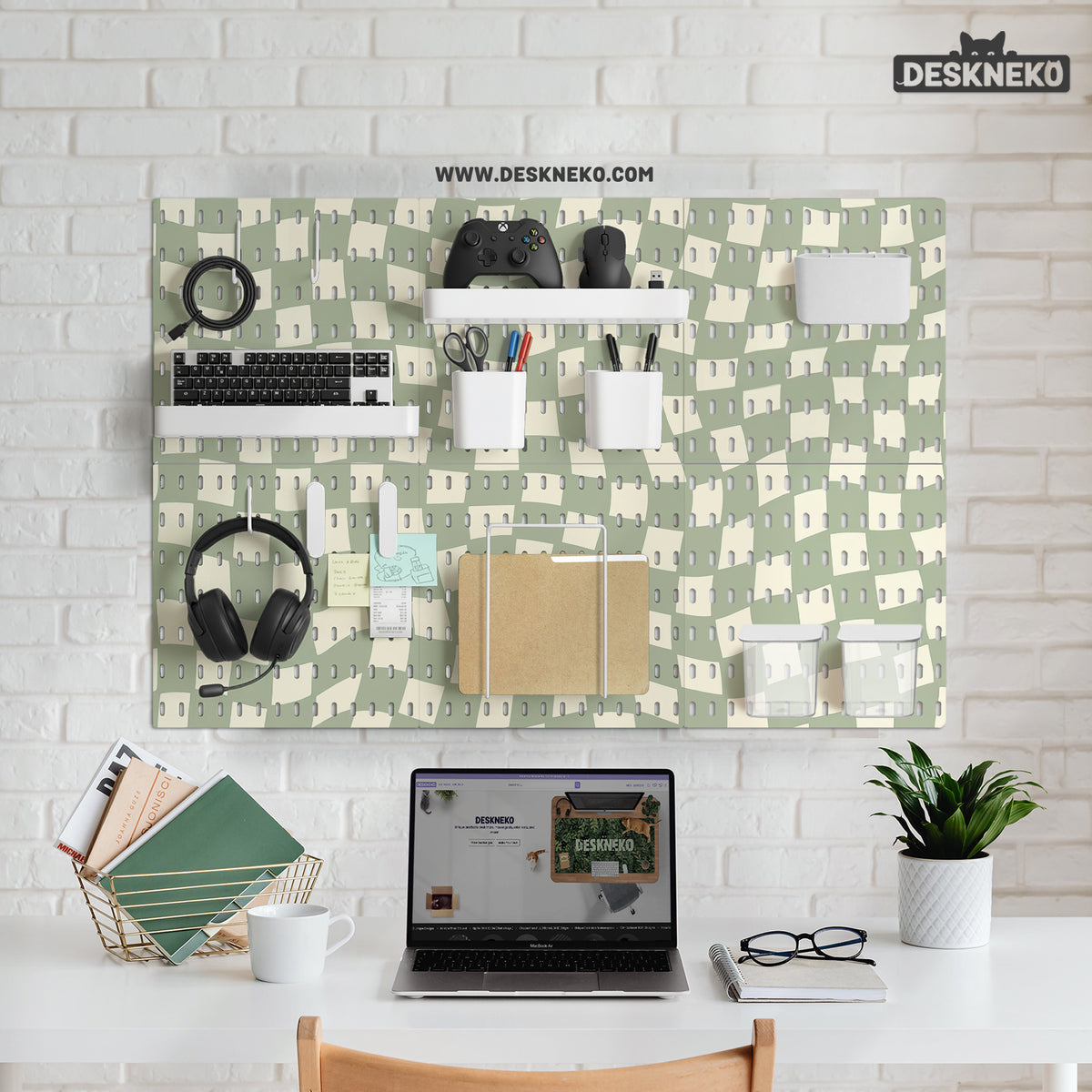 Green Checker Pegboard - Pegboard - Deskneko - Pegboards