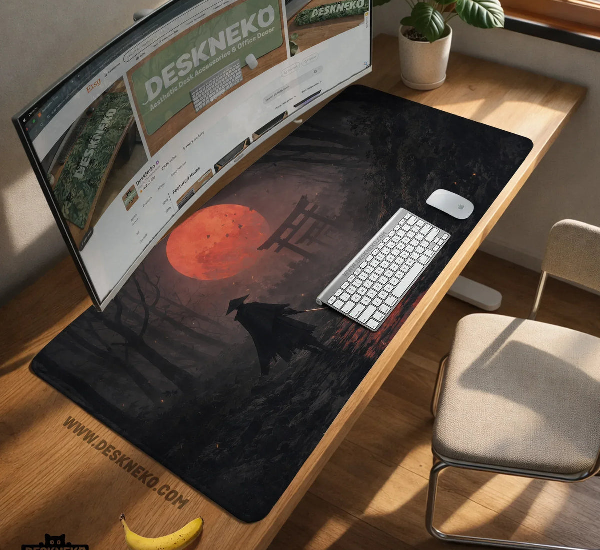 Samurai Red Moon Desk Mat Mousepad - Deskneko