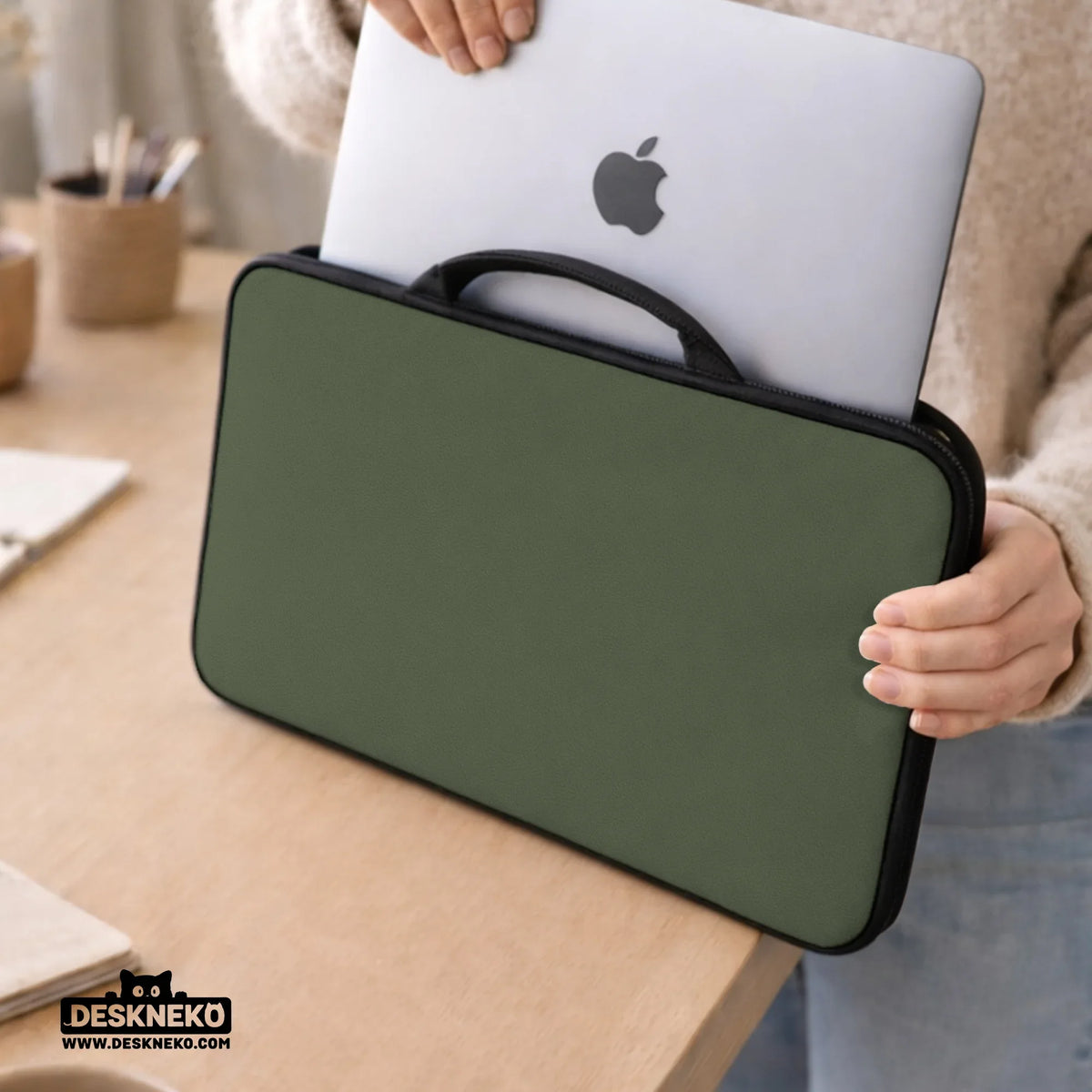 Midnight Olive Laptop Sleeve - Deskneko