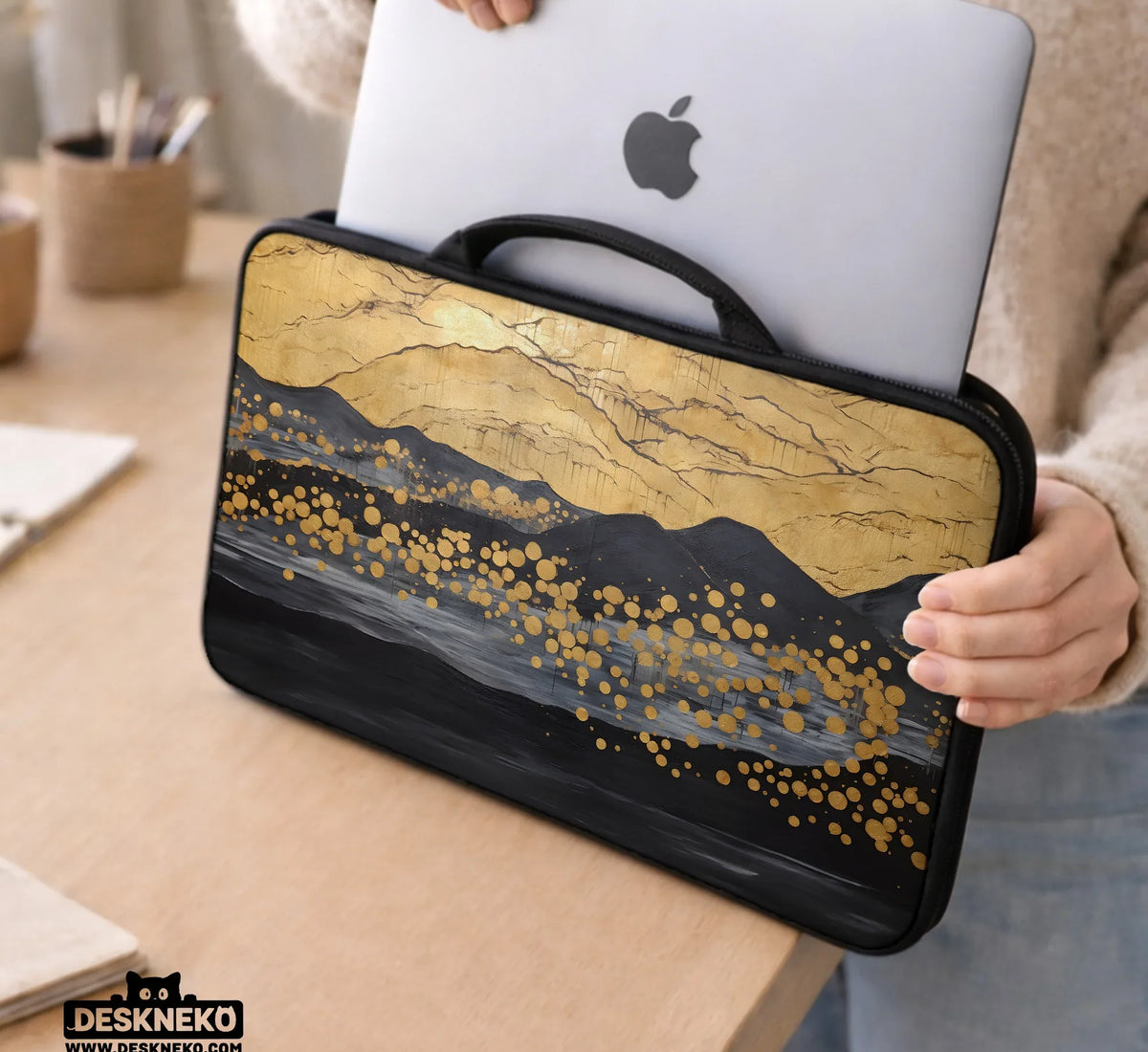 Gold Japandi Laptop Bag with Shoulder Strap - Deskneko