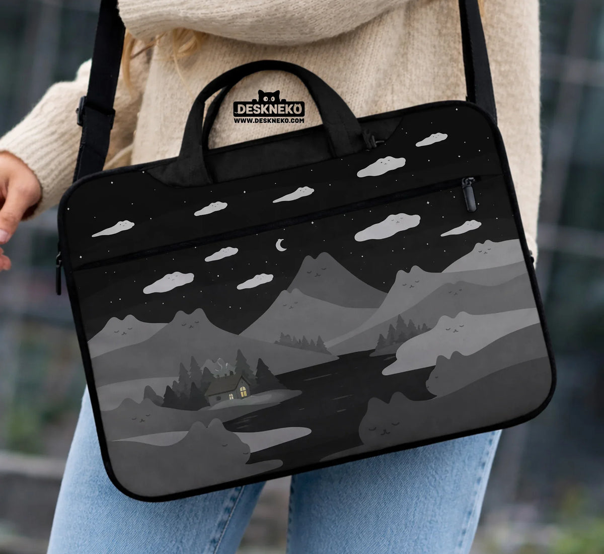 Black Cat Mountains Laptop Sleeve & Bag - Deskneko