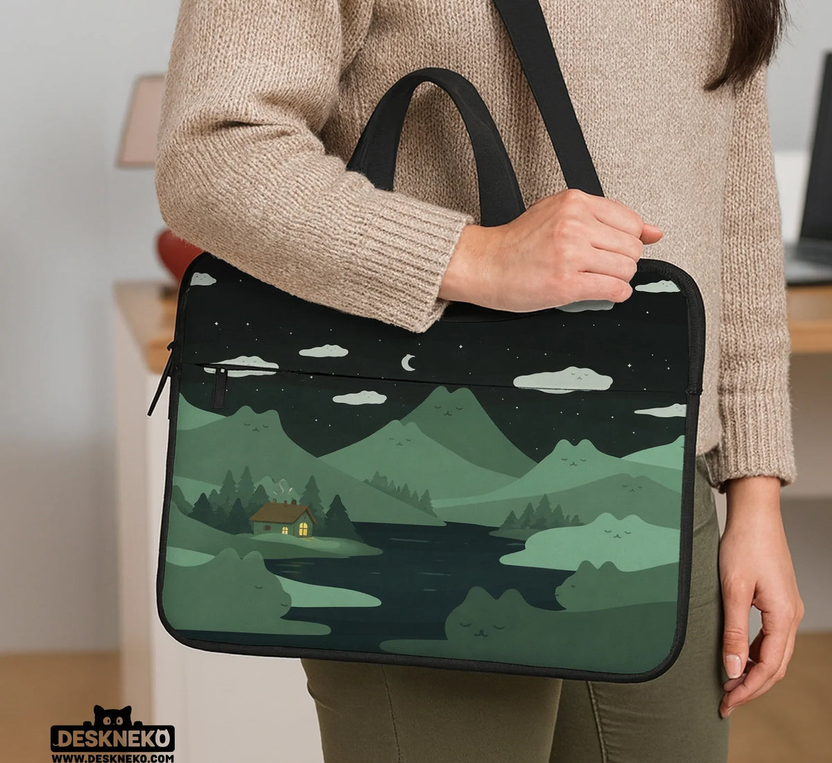 Green Cat Mountains Laptop Sleeve & Bag - Deskneko