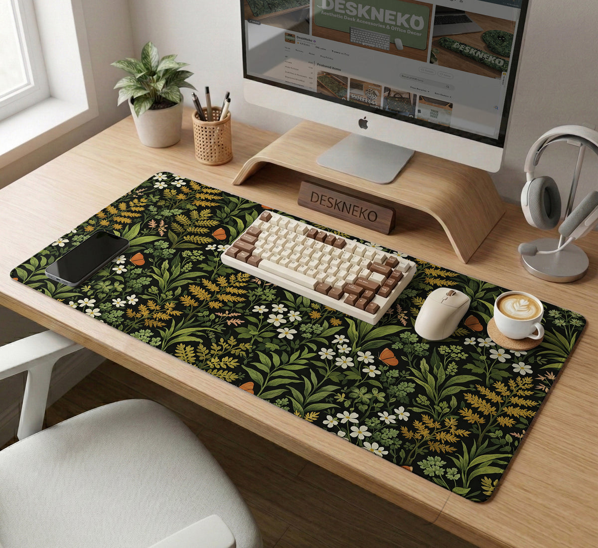 Dark Botanical Desk Mat - Desk Mat - Deskneko - Desk Mats & Mousepads
