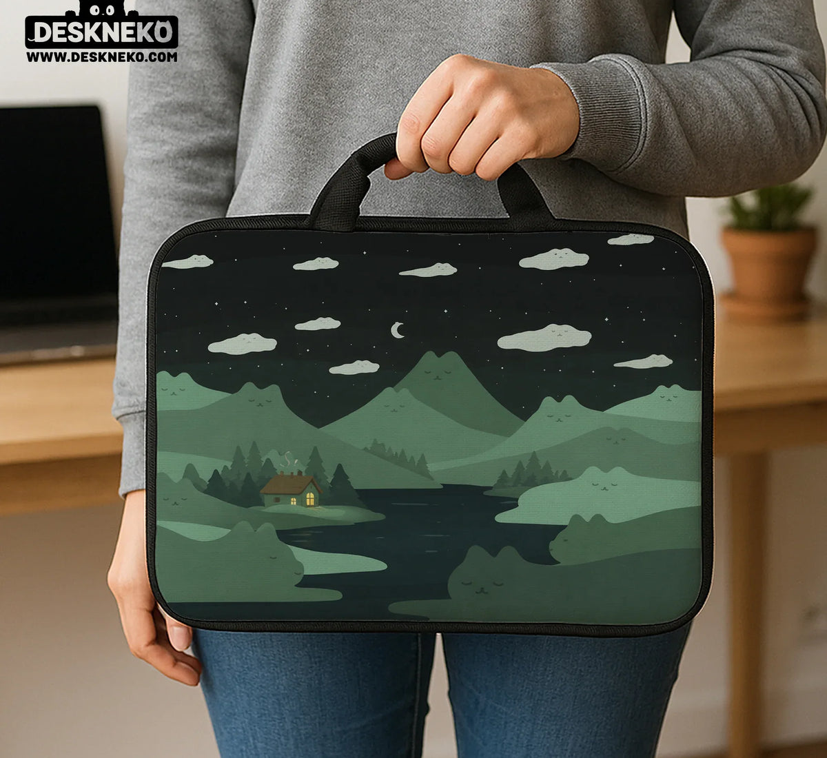 Green Cat Mountains Laptop Sleeve & Bag - Deskneko