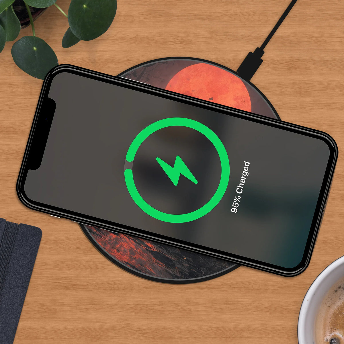 Samurai Red Moon Wireless Charger - Deskneko