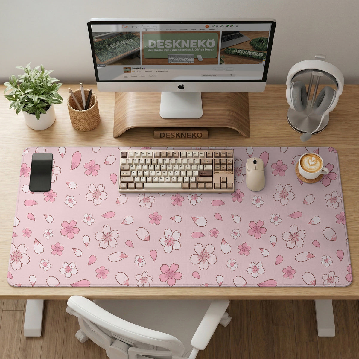 Sakura Gaming Desk Mat - LED Mousepad - Deskneko - Gaming Desk Mats