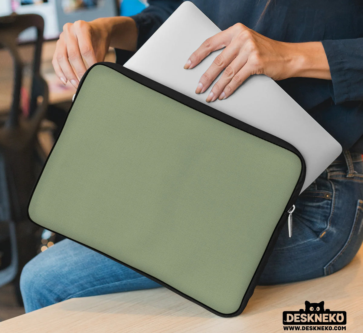 Sage Green Laptop Bag with Shoulder Strap & Handle - Deskneko