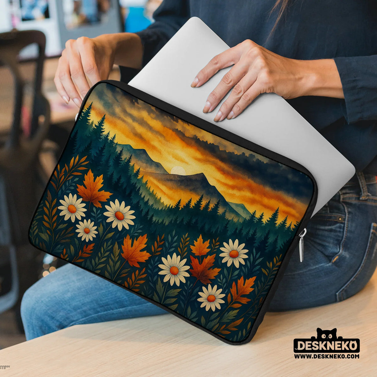 Autumn Mountain Laptop Sleeve & Bag - Laptop Sleeve - Deskneko - Laptop Sleeves & Bags