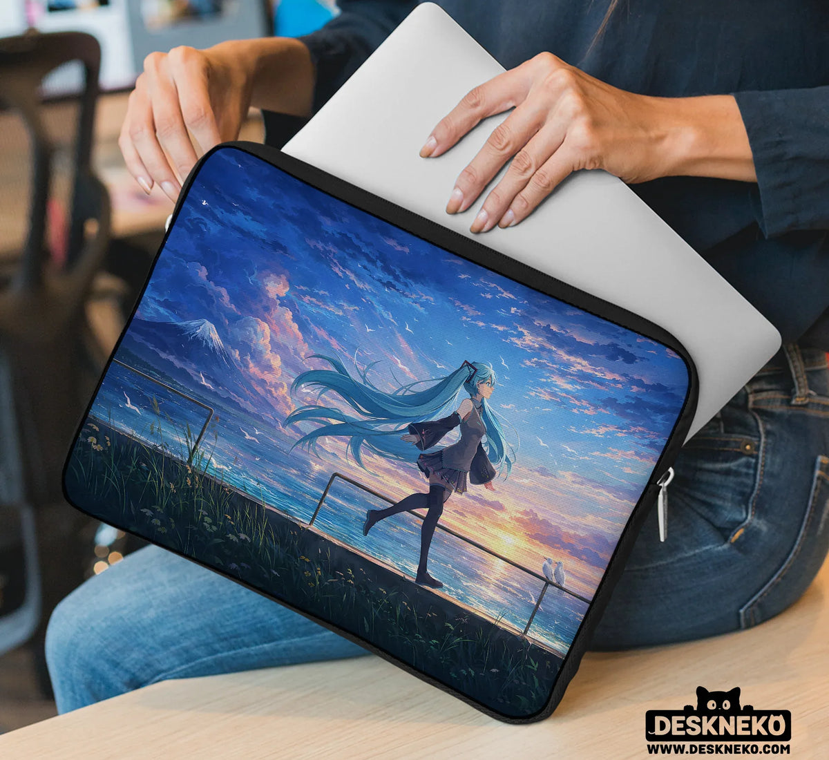 Blue Anime Laptop Sleeve with Handle - Deskneko