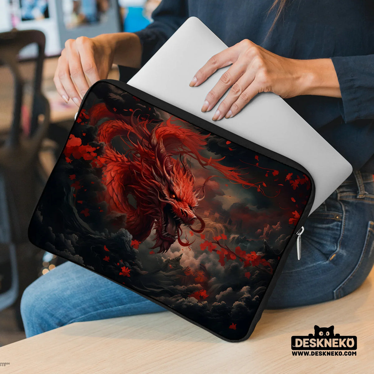 Red Dragon Laptop Sleeve & Bag - Deskneko