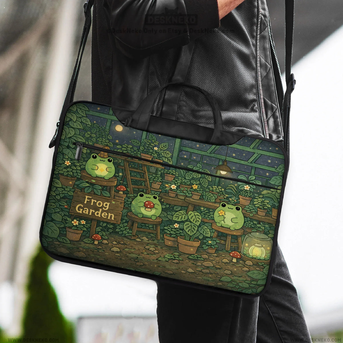 Frog Garden Laptop Sleeve - Deskneko