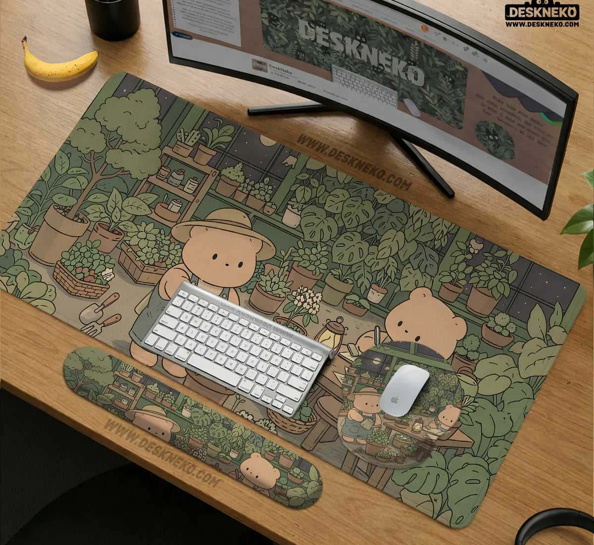 Kawaii Bear Ergonomic Mousepad and Keyboard Wrist Rest Desk Support - Deskneko