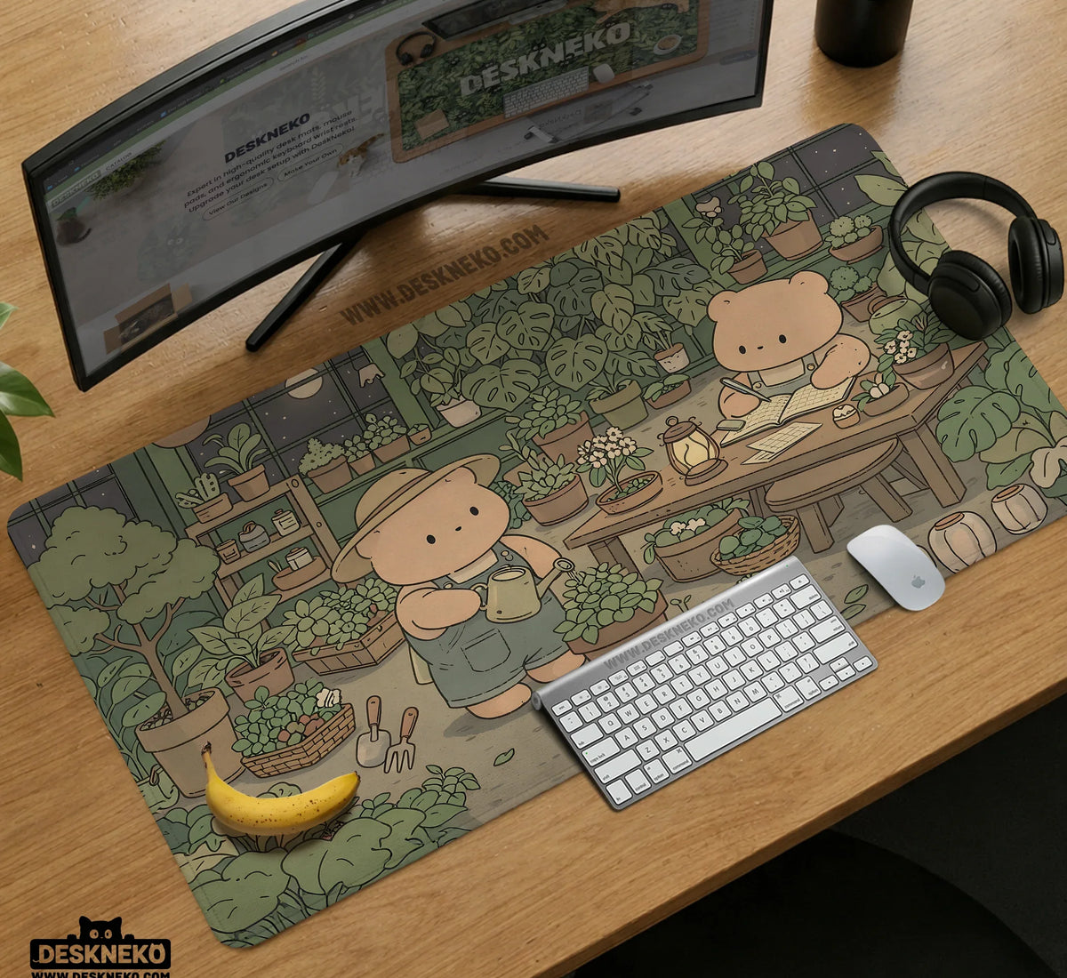 Kawaii Bear Desk Mat XXL Extended Mousepad for Keyboard and Desk - Deskneko