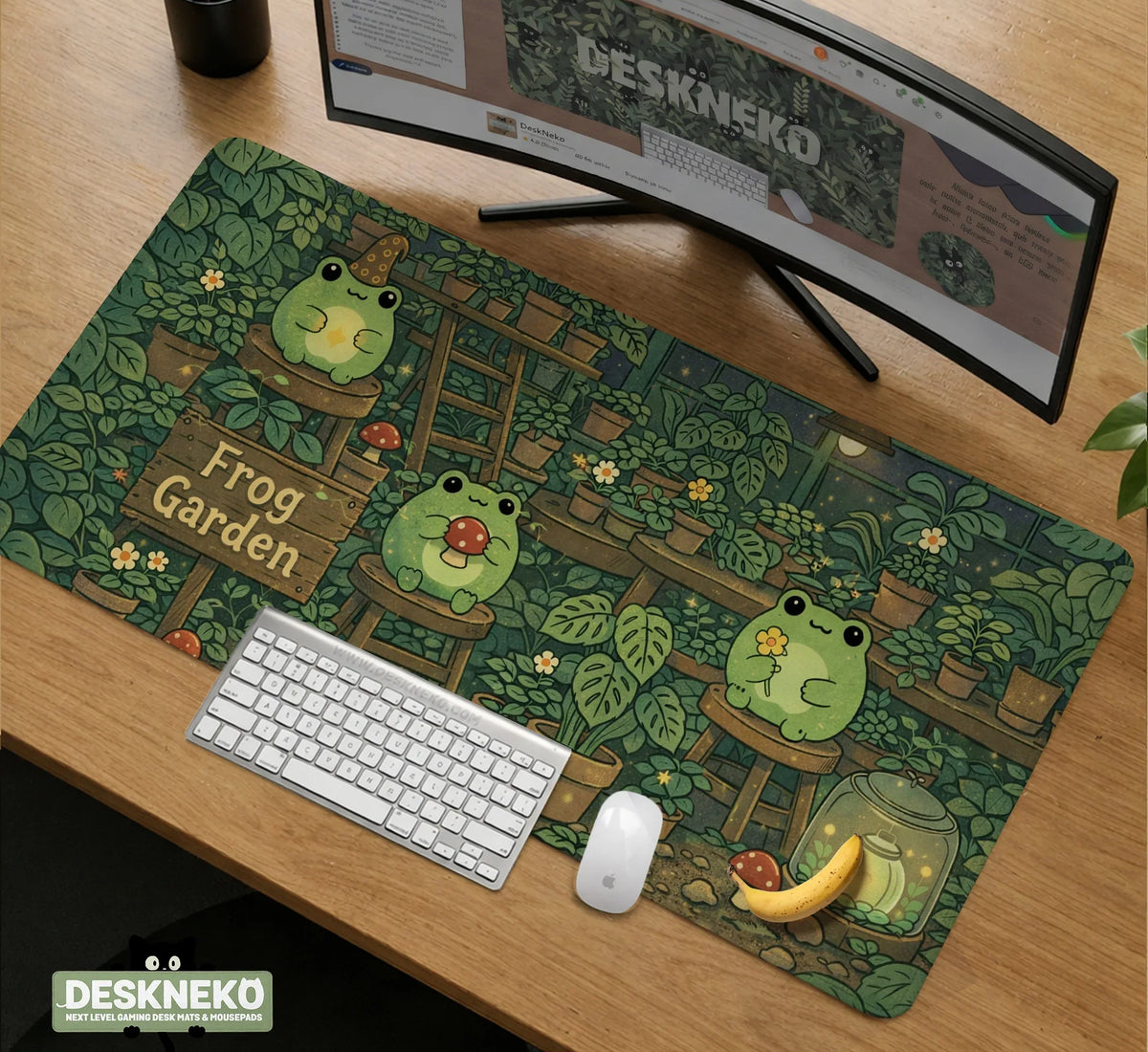 Frog Garden Deskmat - Deskneko