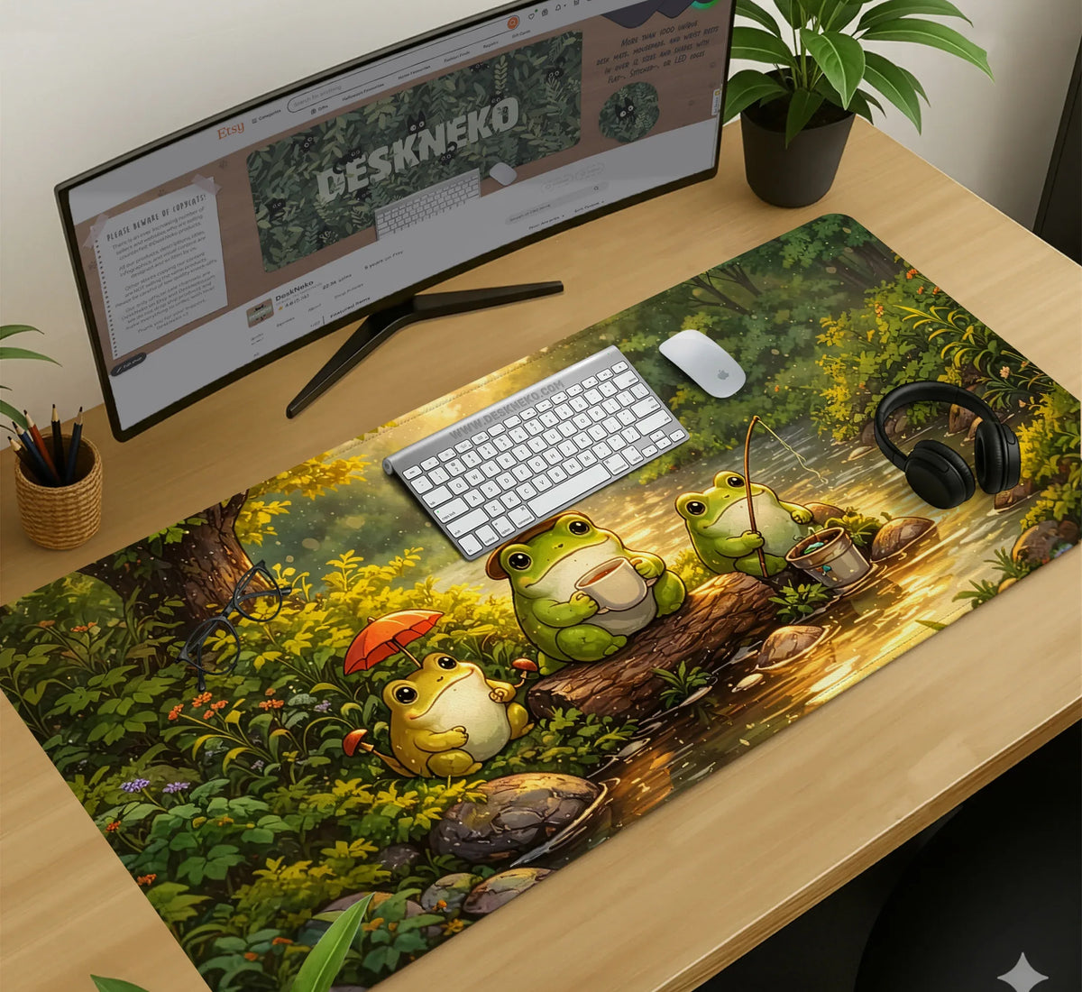 Forest Frogs Desk Mat - Deskneko