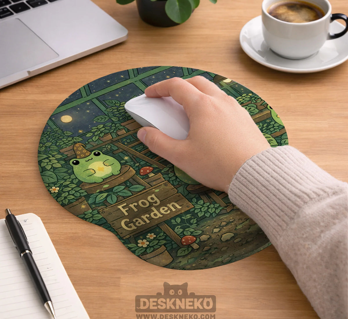 Frog Garden Deskmat - Deskneko