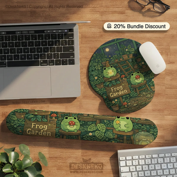 Frog Garden Deskmat - Deskneko