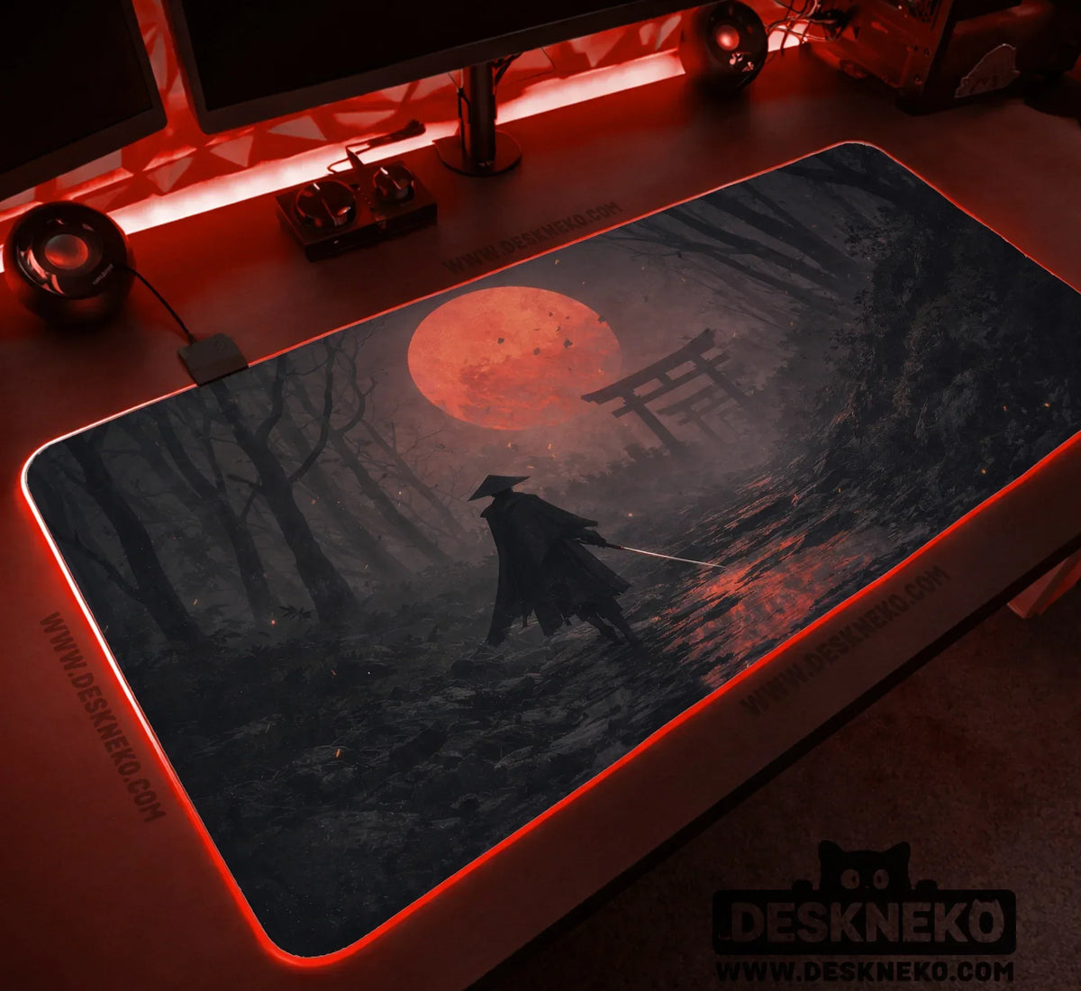 Samurai Red Moon Desk Mat Mousepad - Deskneko