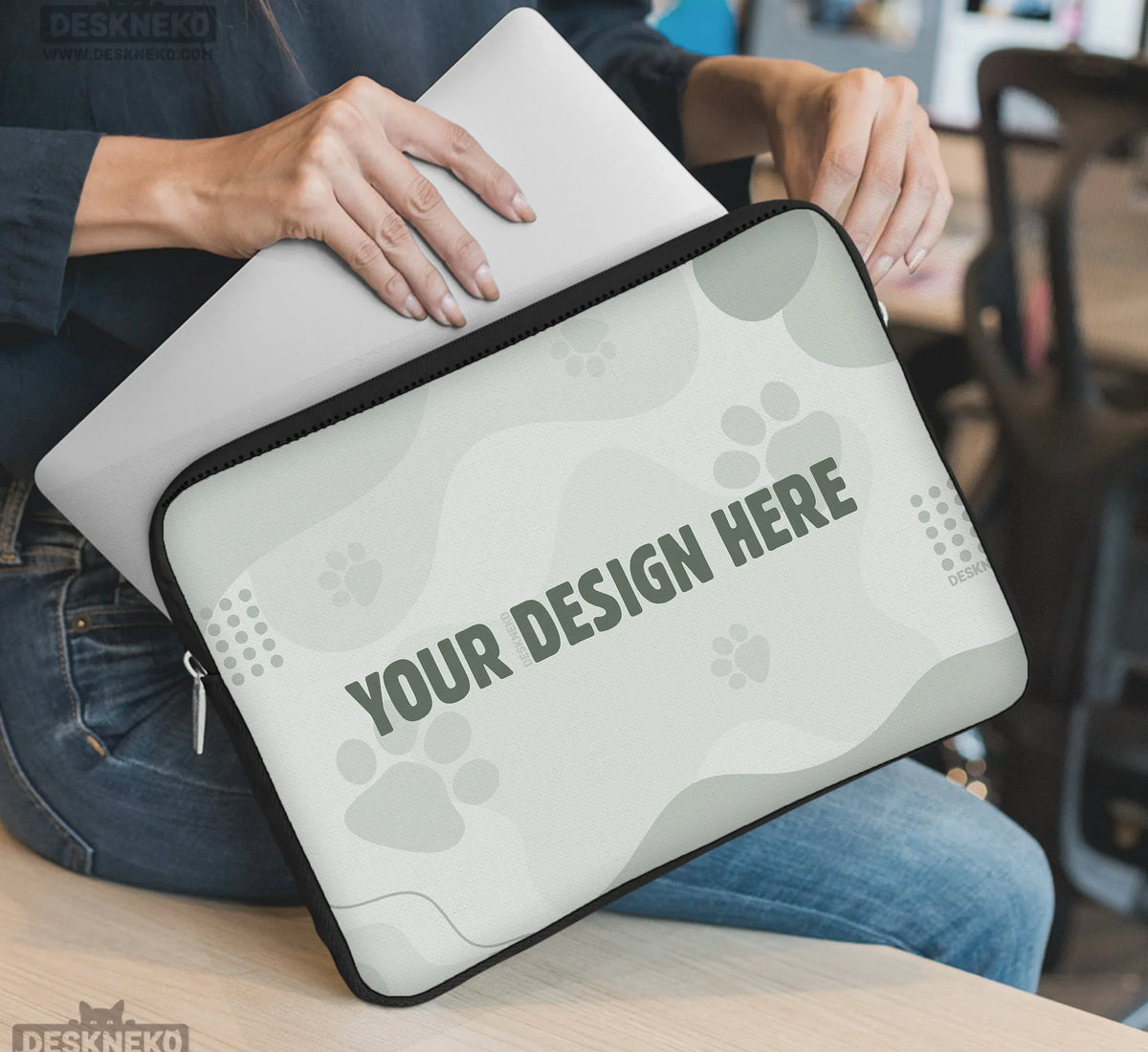 Custom Laptop Sleeve - Deskneko