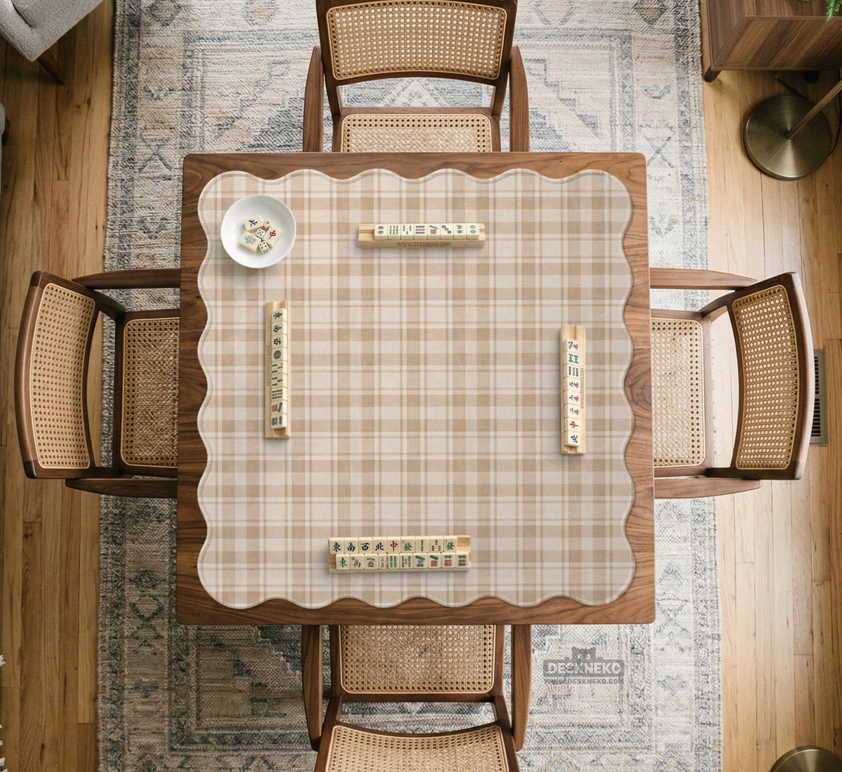 Beige plaid mahjong mat with a cream tartan pattern on a neutral background.